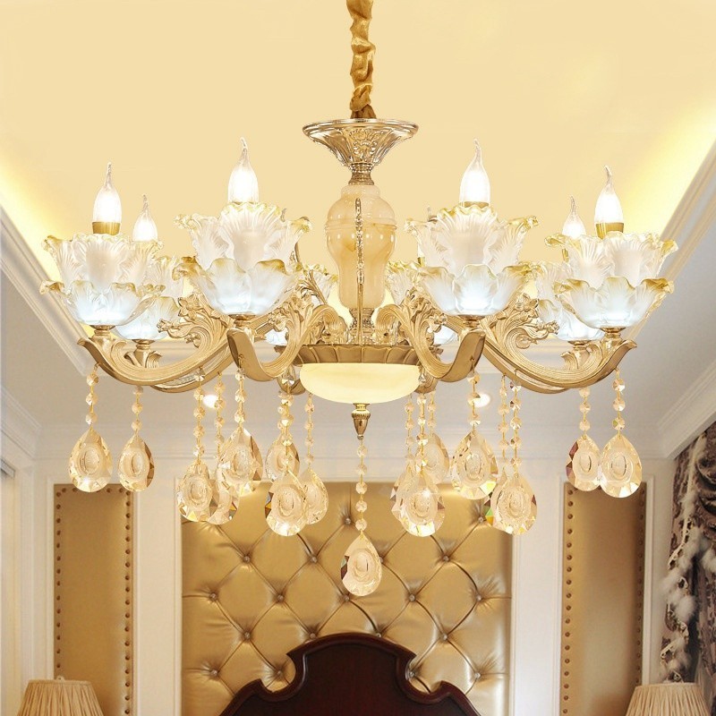 8 Light Traditional Classic Integrated Metal Chandelier