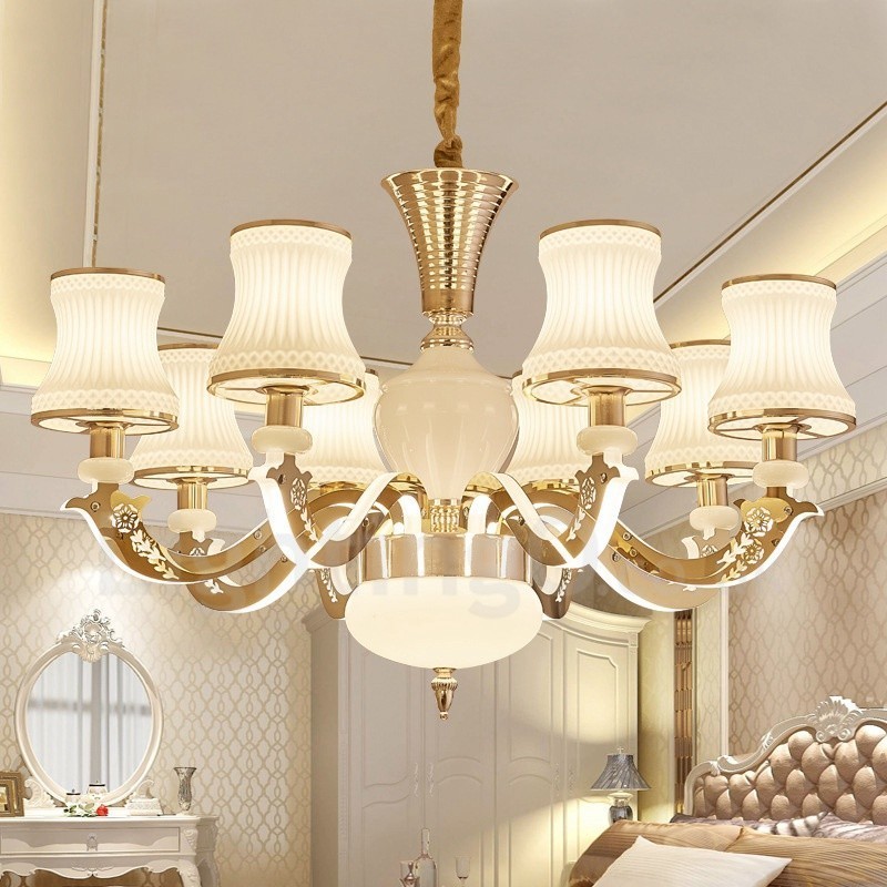 8 Light Traditional Classic Integrated Metal Chandelier