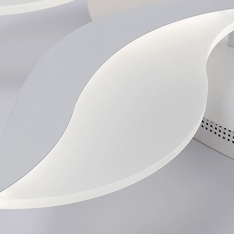 Acrylic Petal Flush Mount Ceiling Light