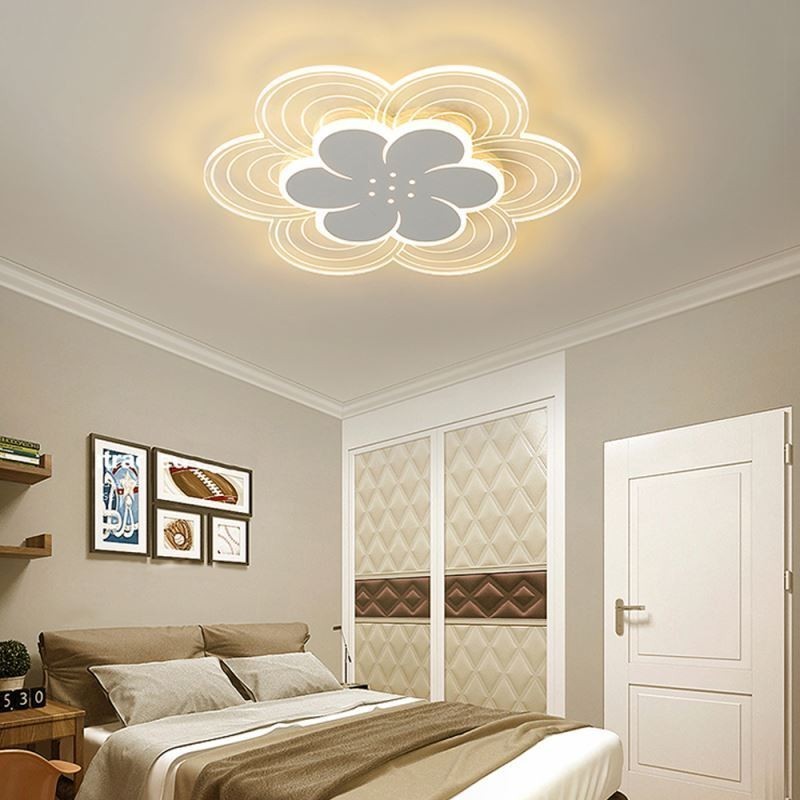Gorgeous Petal Flush Mount Ceiling Light Minimalist Acrylic Light