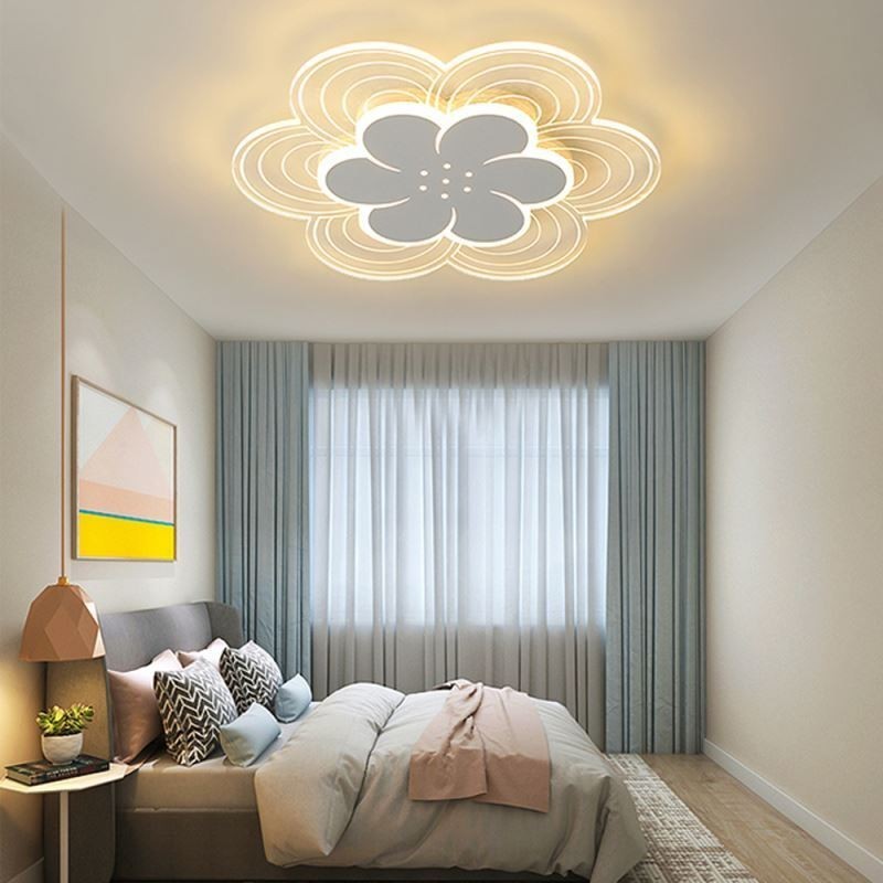 Gorgeous Petal Flush Mount Ceiling Light Minimalist Acrylic Light