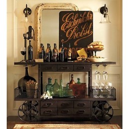 Nature Inspired Iron Wall Light with Transparent Glass Shade