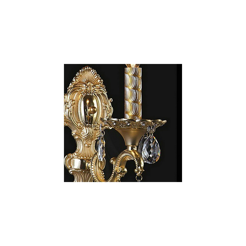 Luxuriant Crystal Wall Light in Candle Featured Bulb