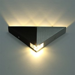 Modern Triangle Wall Sconce Light Fixture Indoor Hallway Up Down Wall Lamp Spot Light Aluminum Decorative Lighting for Studio Restauran
