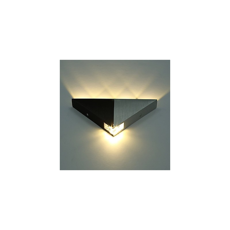 Modern Triangle Wall Sconce Light Fixture Indoor Hallway Up Down Wall Lamp Spot Light Aluminum Decorative Lighting for Studio Restauran