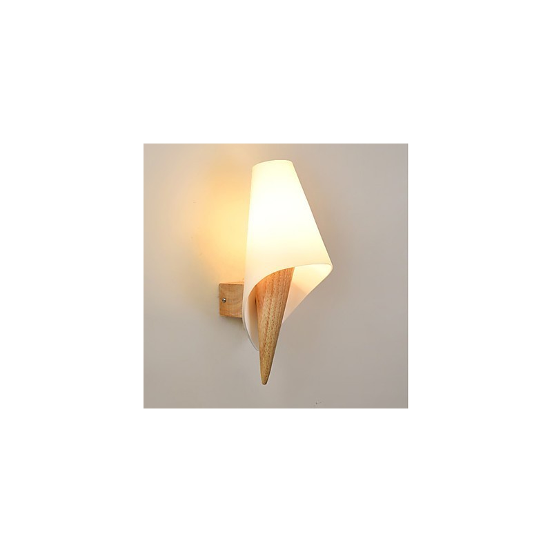 Simple Country Feature for Eye Protection Ambient Light Wall Sconces Wall Light Warm European Style Bedroom Wall Lamp