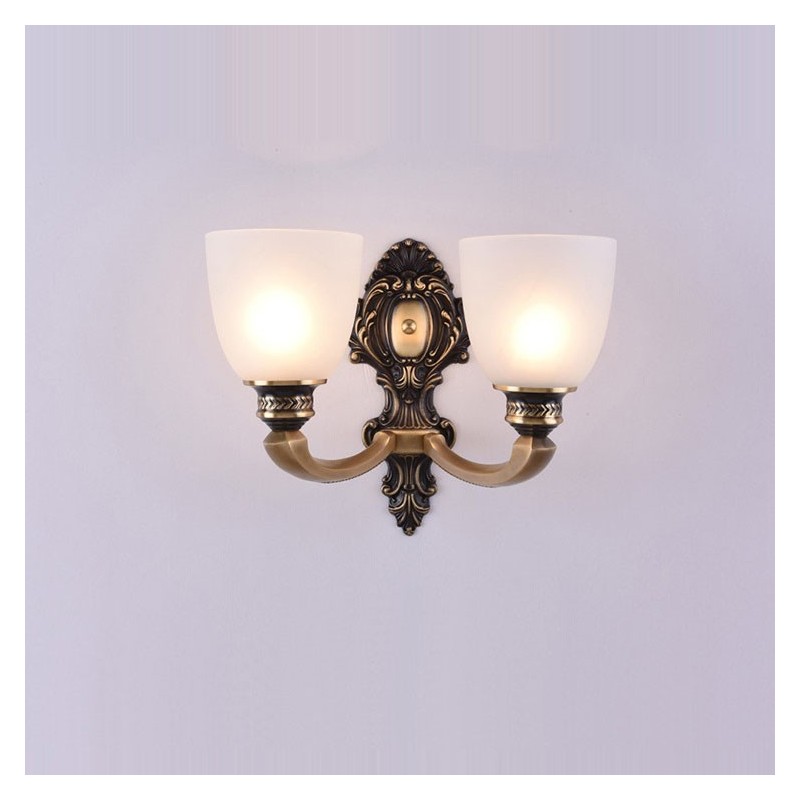 Pure Brass Luxurious Rustic Retro Vintage Brass 2 Light Candle Wall Light with Glass Shades Special for Hotel Office Showroom Living Room Dinning Room