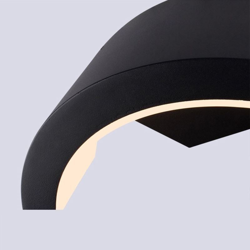 Minimalist Aluminum Lamp Garden Waterproof Crescent Wall Light