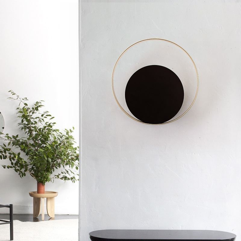 Modern Style Wall Light Black Circular Wall Sconce Creative Lamp Bedside Lighting